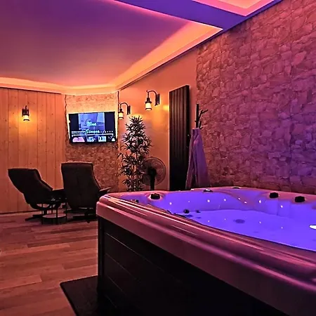 Appartement Ospaloft Arras, Spa Et Loft A Arras